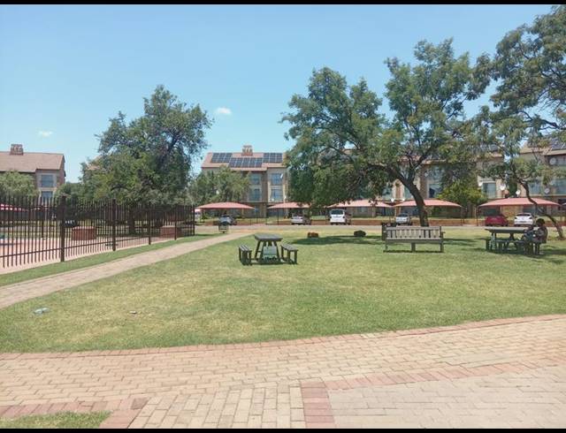 2 BEDROOM APARTMENT FOR SALE IN WONDERPARK ESTATE